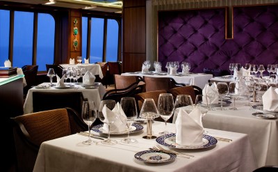 Holland America Veendam dining